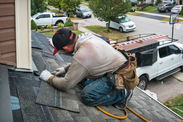 Professional Emergency Roof Repair technician working in Carsonville, MI